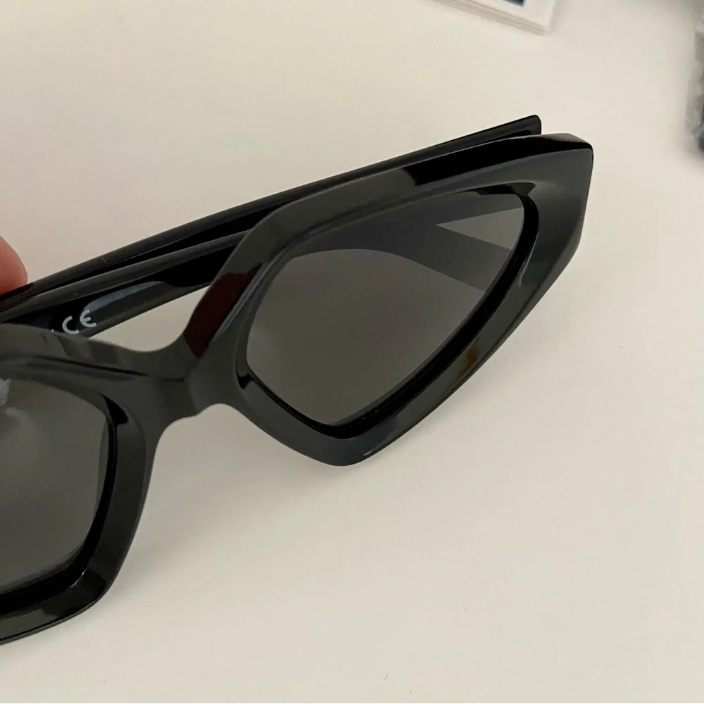 Sportmax Black Cat-Eye Sunglasses